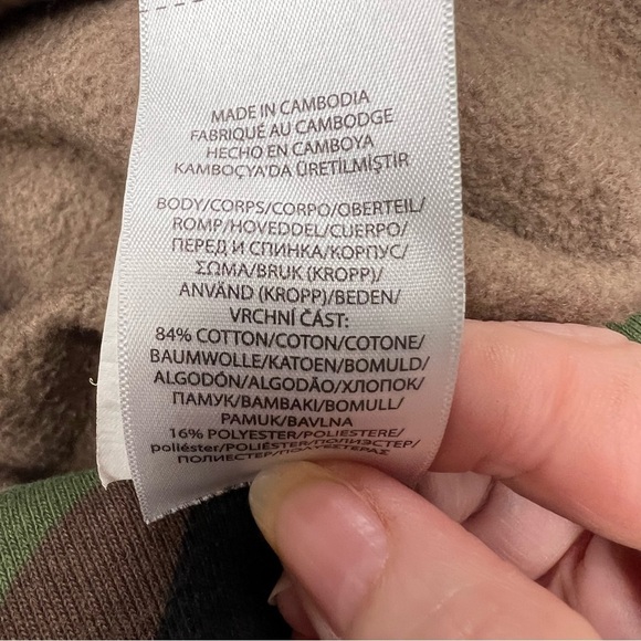 Polo by Ralph Lauren Camo Sweatshirt Size 6/8 - Picture 4 of 4